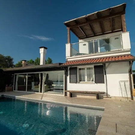 Aurelia * Albarella Island