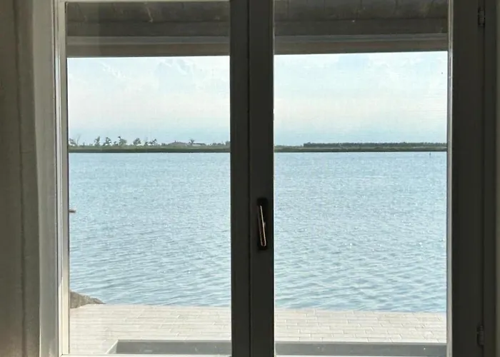 Aurelia * Albarella Island